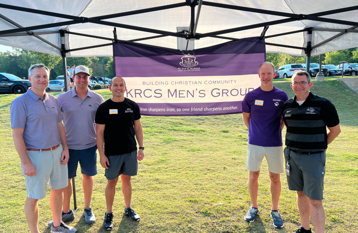 Group photo at a KRCS tailgate event